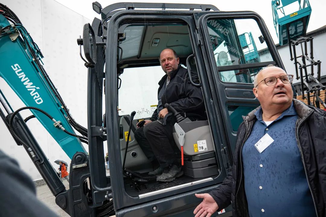 Bauma 2022 | 持续加码欧洲高端市场，“鸿运国际绿”闪灼德国慕尼黑