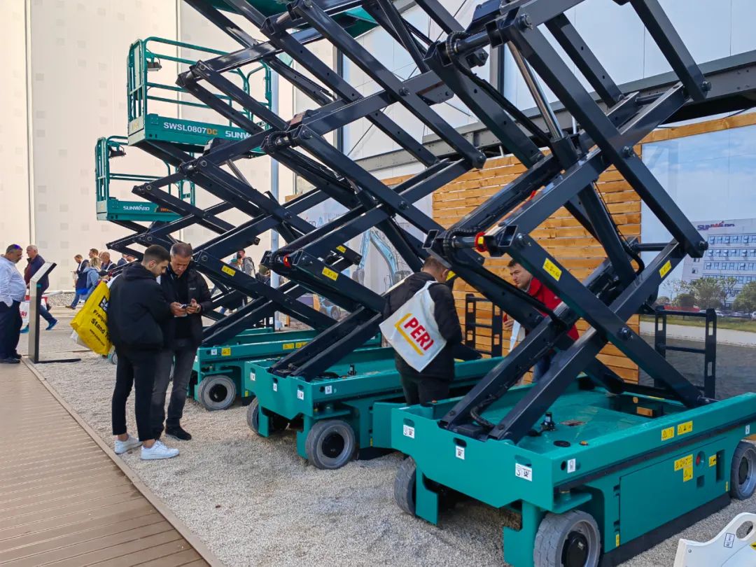 Bauma 2022 | 首次亮相，，，鸿运国际智能高空机械受热捧