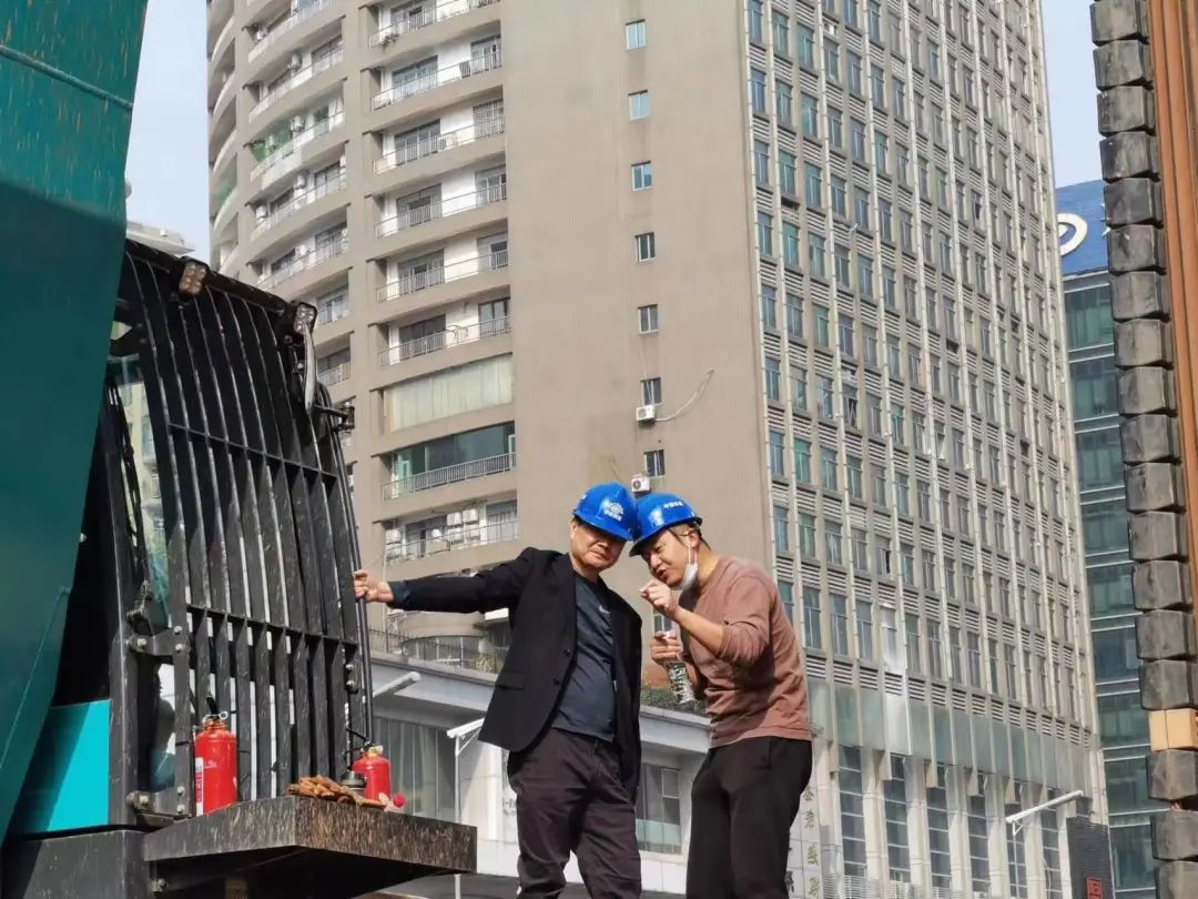 首战创佳绩！！！鸿运国际智能双轮铣槽机助建长沙地铁7号线