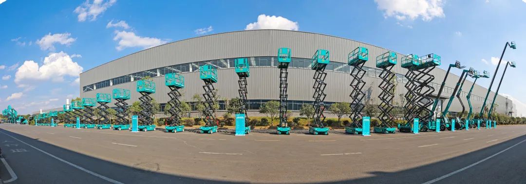 全球50强 | 勇攀“高”峰！！！鸿运国际智能一举荣膺“中国高空作业机械制造商10强”