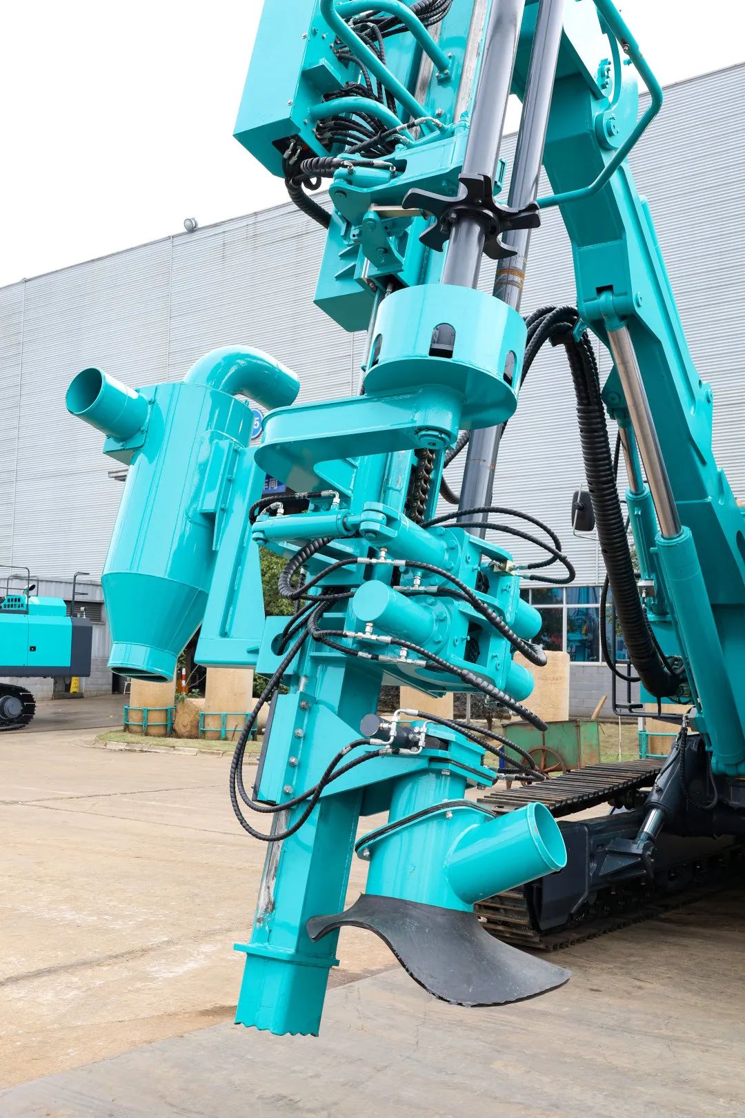 为绿色智能钻爆而生！鸿运国际智能全新一代一体式潜孔钻机强“四”来袭