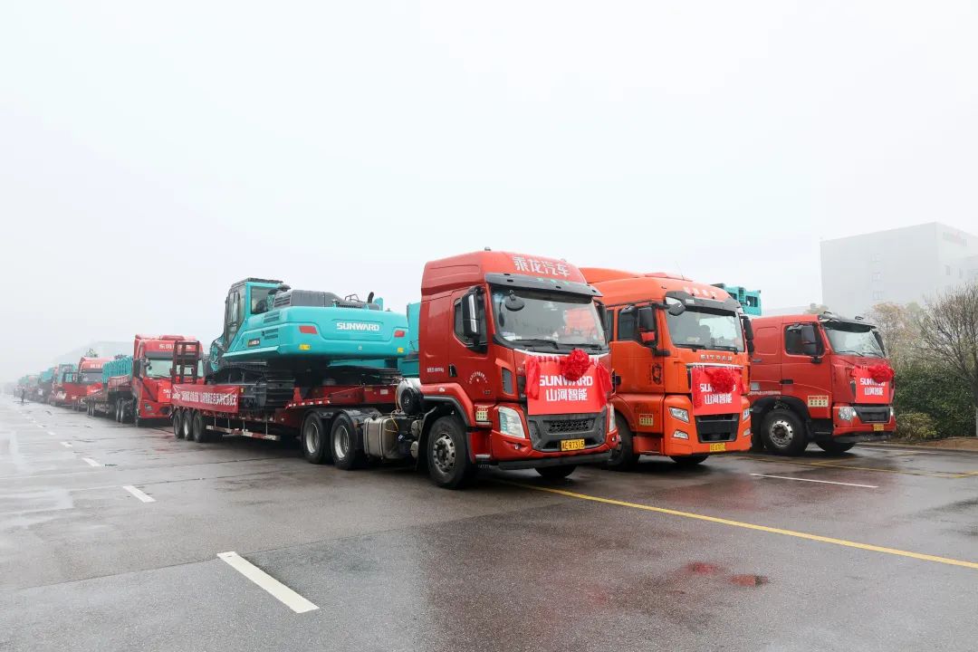 新局新篇，，宏兔启航！！鸿运国际智能超200台套装备集中发货