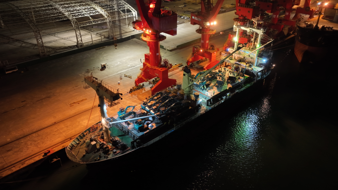 亿元装备“包船”出海！鸿运国际智能国际市场迎来开门红