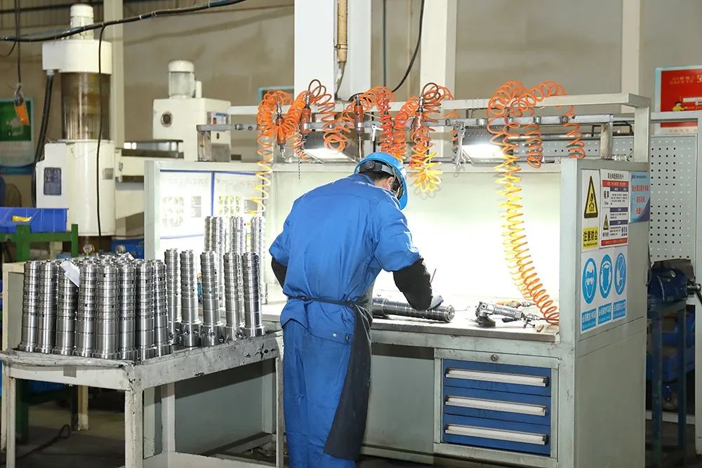 突破液压元件“卡脖子”手艺！！无锡必克获“江苏省专精特新中小企业”声誉称呼