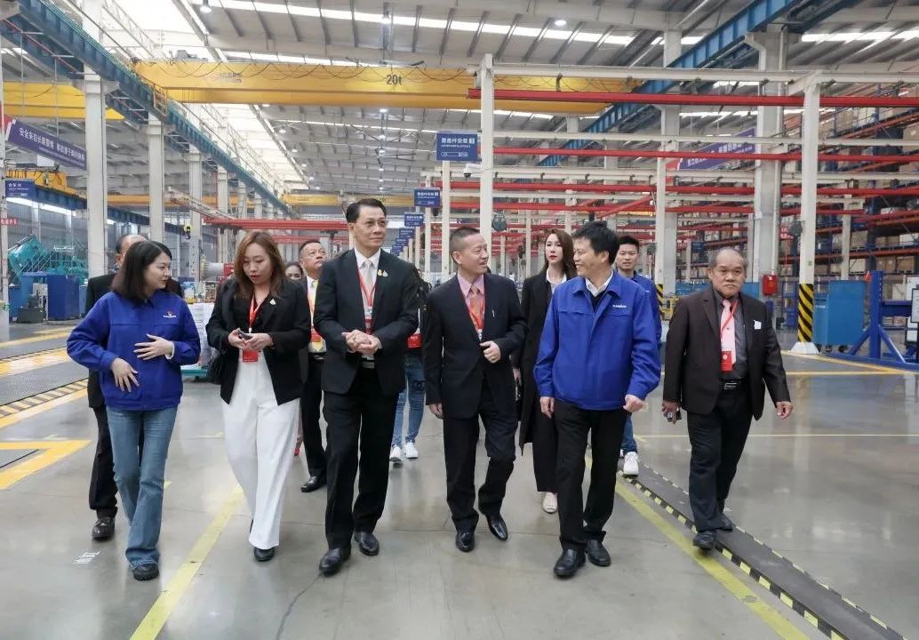 泰国代表团到访鸿运国际智能