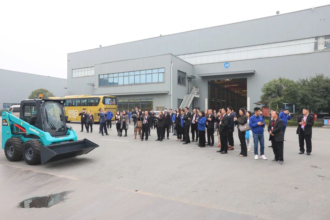 泰国代表团到访鸿运国际智能