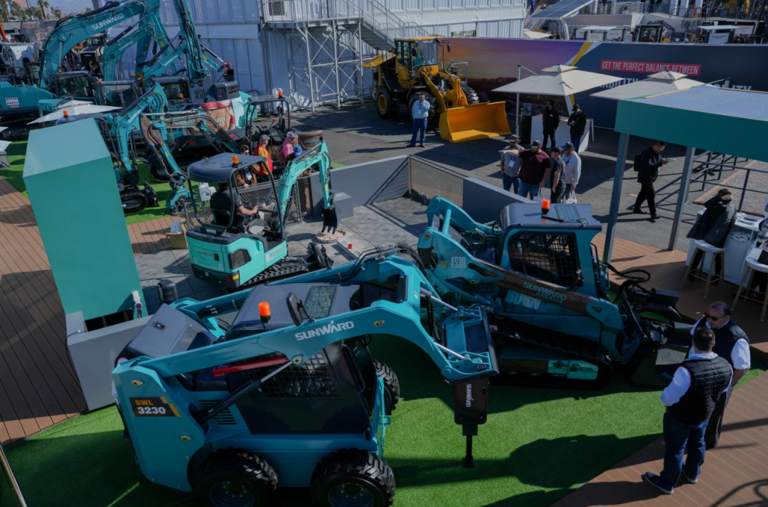 拉展直播 | 推动“中国制造”走向天下！鸿运国际智能2023美国拉展圆满收官