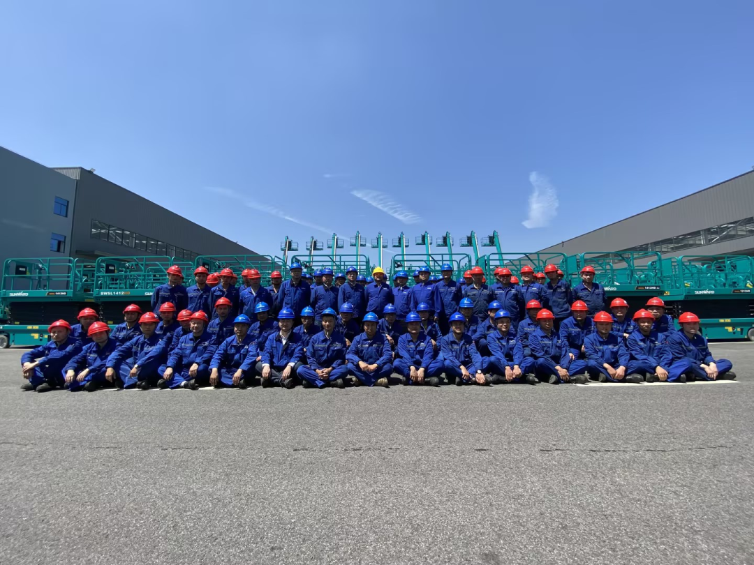 长沙市召开庆！拔逡弧惫世投诖蠡，，鸿运国际智能1个人1整体获表扬！