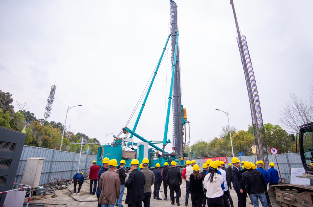 客户站台新品推介会！！鸿运国际智能这些装备产品再获口碑认定