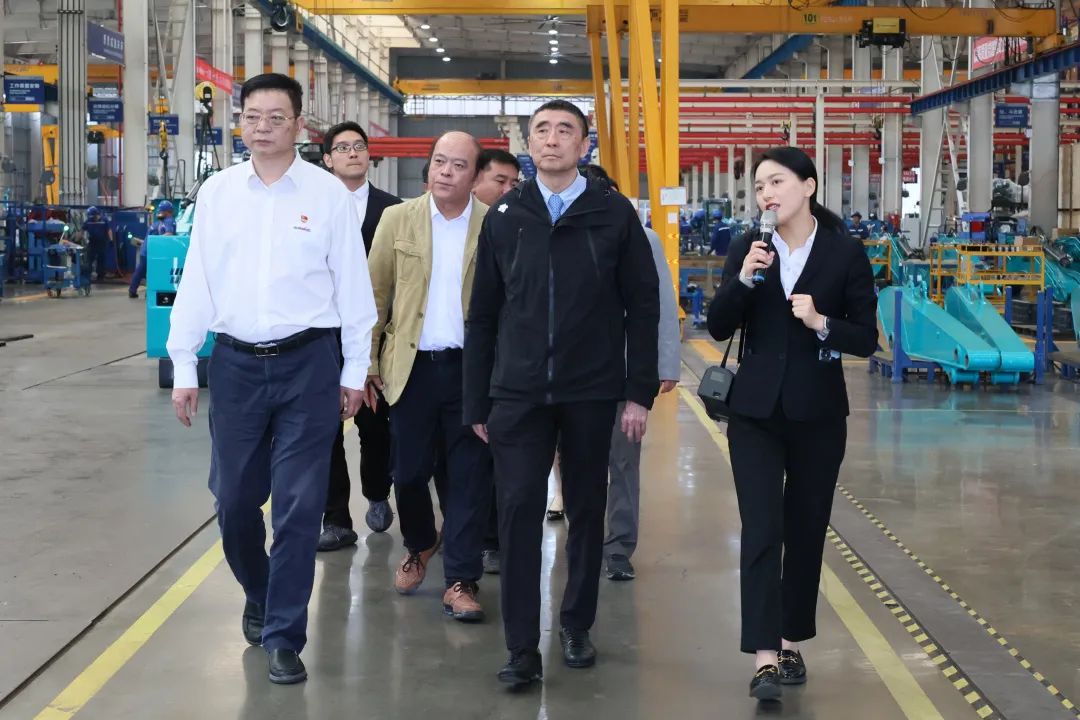 中国机械工业联合会会长徐念沙调研鸿运国际智能