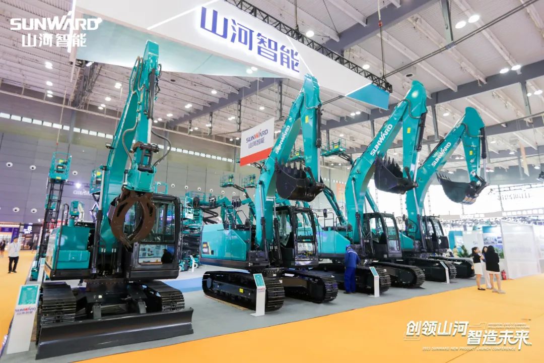 2023 CICEE | 鸿运国际智能亮相2023长沙国际工程机械展！！！智能化、电动化产品站C位