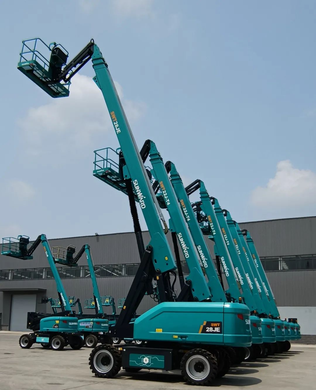 新能源家族再添“新丁”！！！鸿运国际智能三款电动臂式高空作业平台齐下线