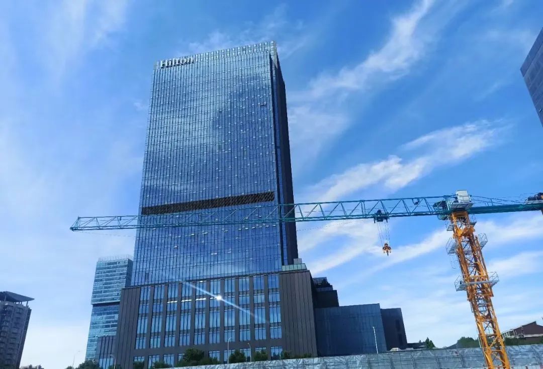 赶进度、、抢节点！鸿运国际江麓助力北京市属重点项目建设