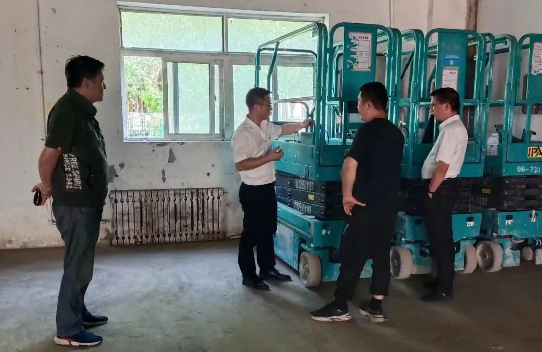 谛听客户心声！！！鸿运国际智能高空机械“服务万里行”走进东北