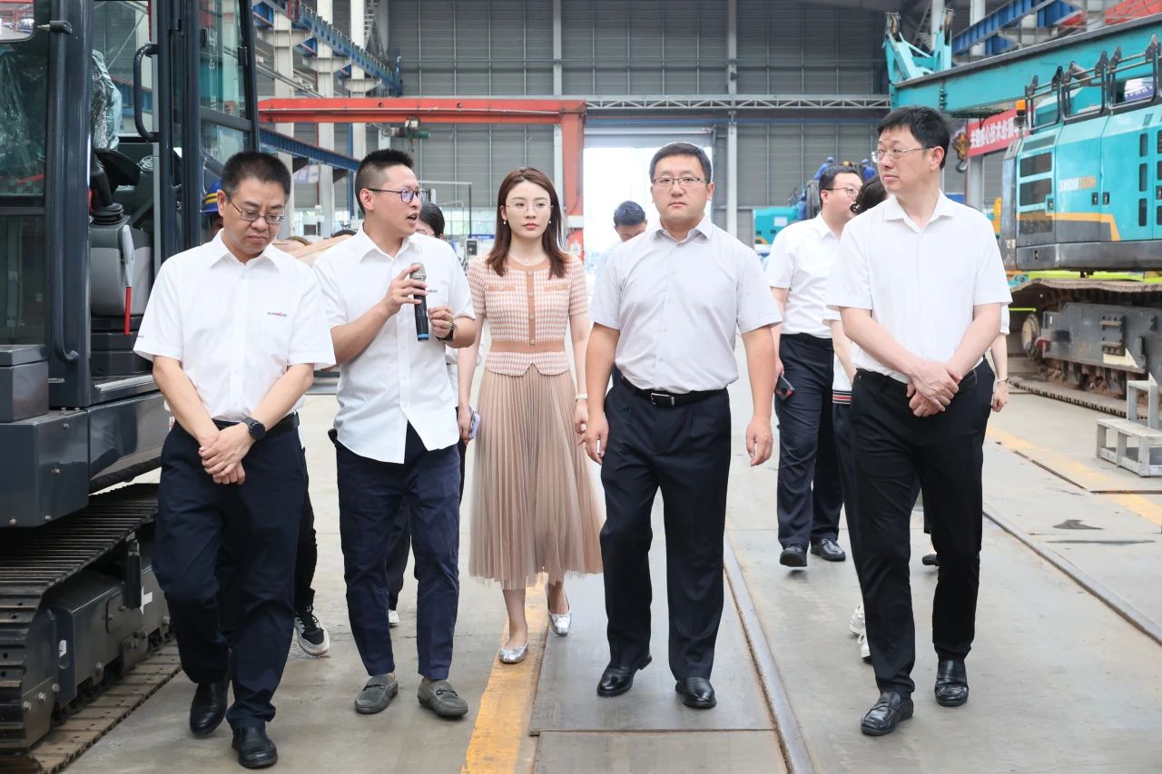 商务部自贸区港司调研鸿运国际智能