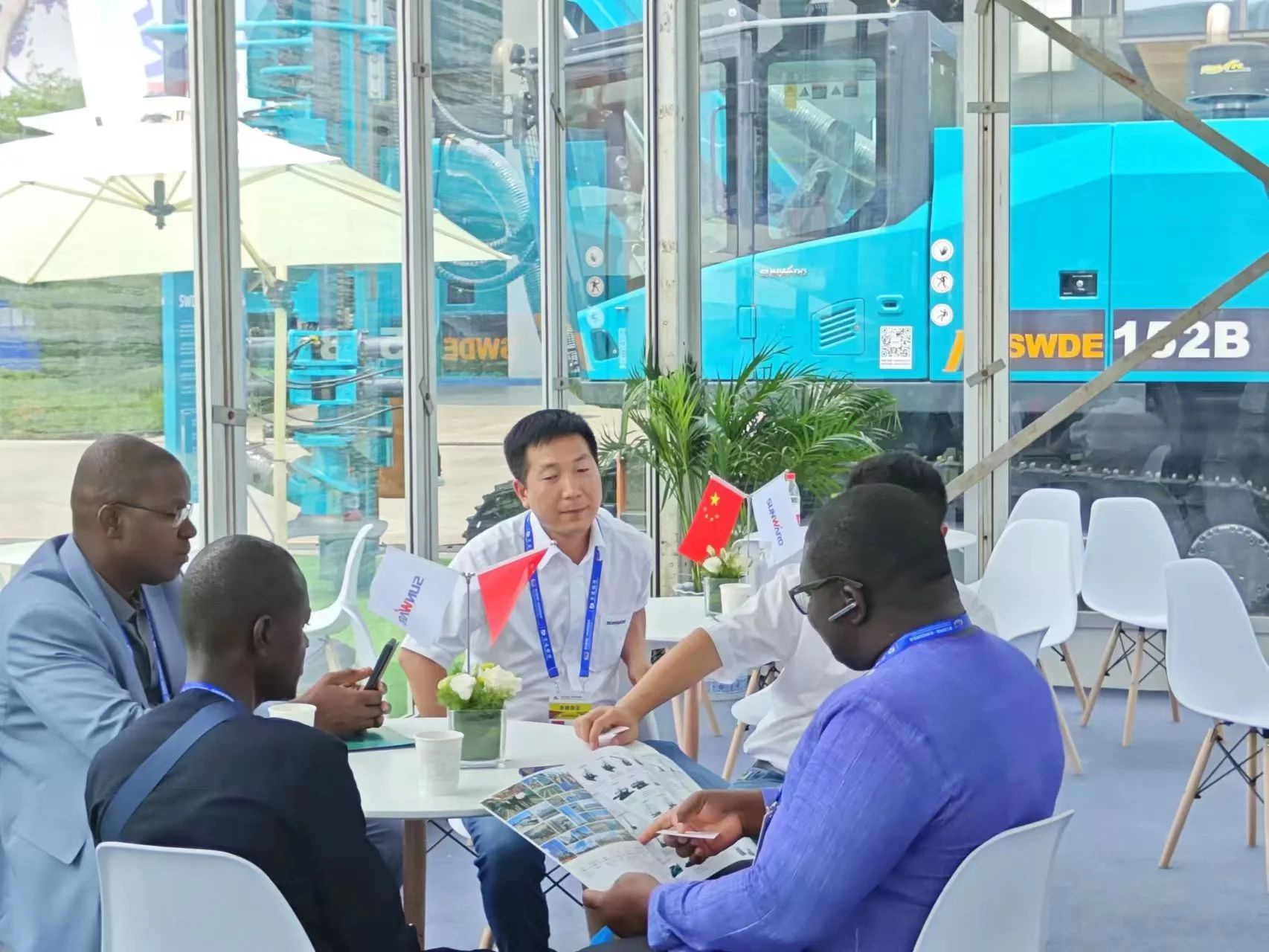 逐梦非洲，，，携手偕行！！鸿运国际智能亮相第三届中非经贸博览会