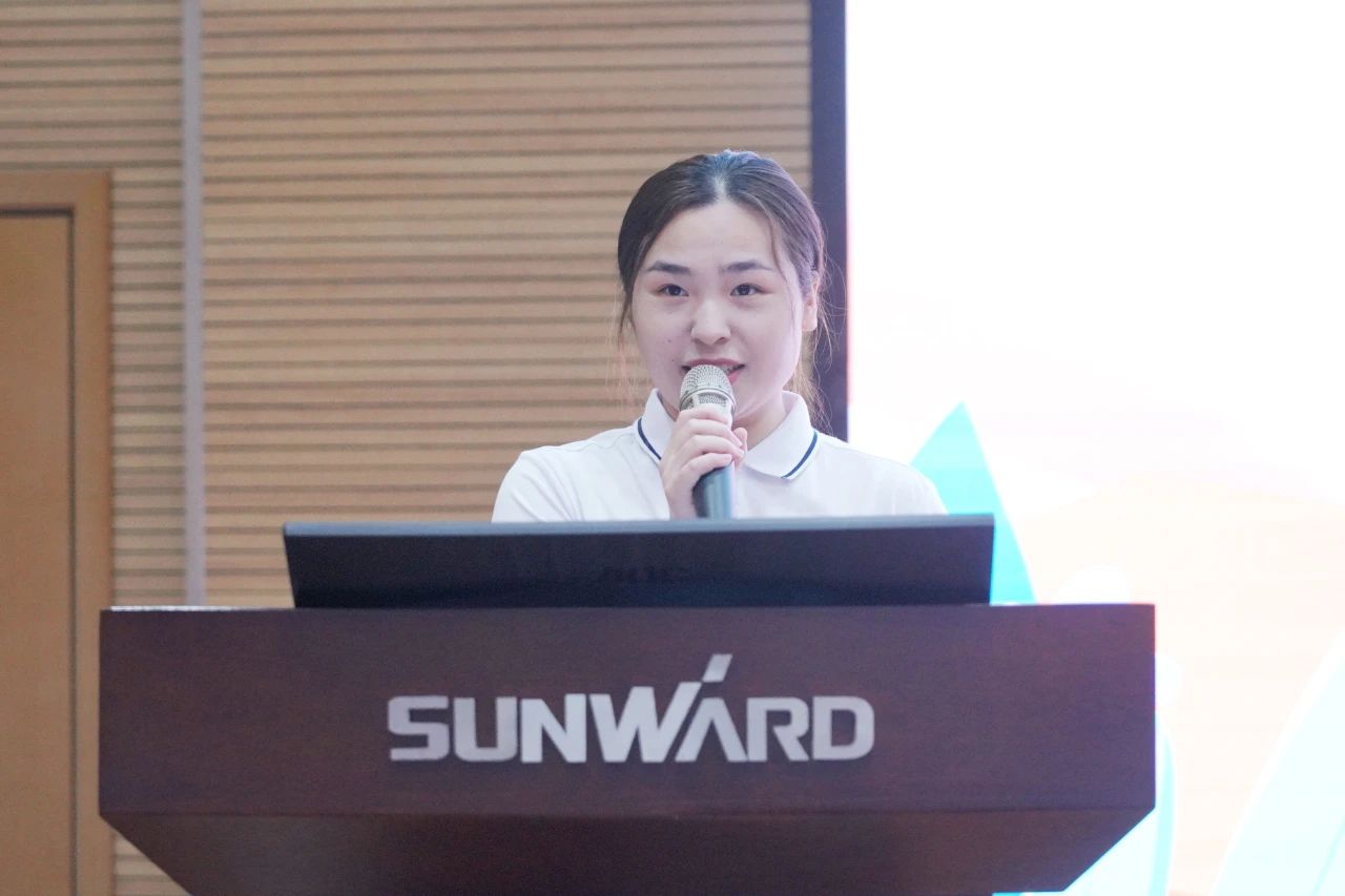 2023年鸿运国际智能职工子女暑期托管班正式开班啦