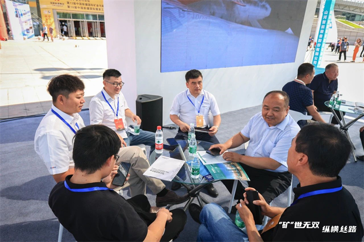 “矿”世无双，，纵横丝路！鸿运国际智能亮相第十三届新疆国际矿业与装备博览会