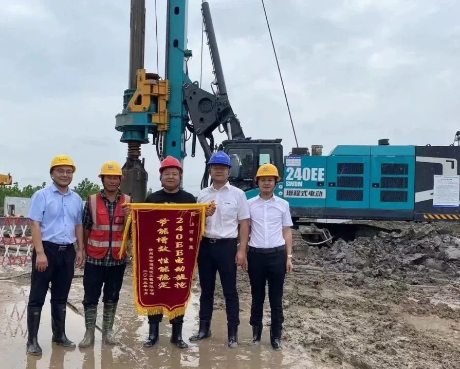 “零故障”“低能耗”！！鸿运国际智能增程式电动旋挖钻机惊艳首秀
