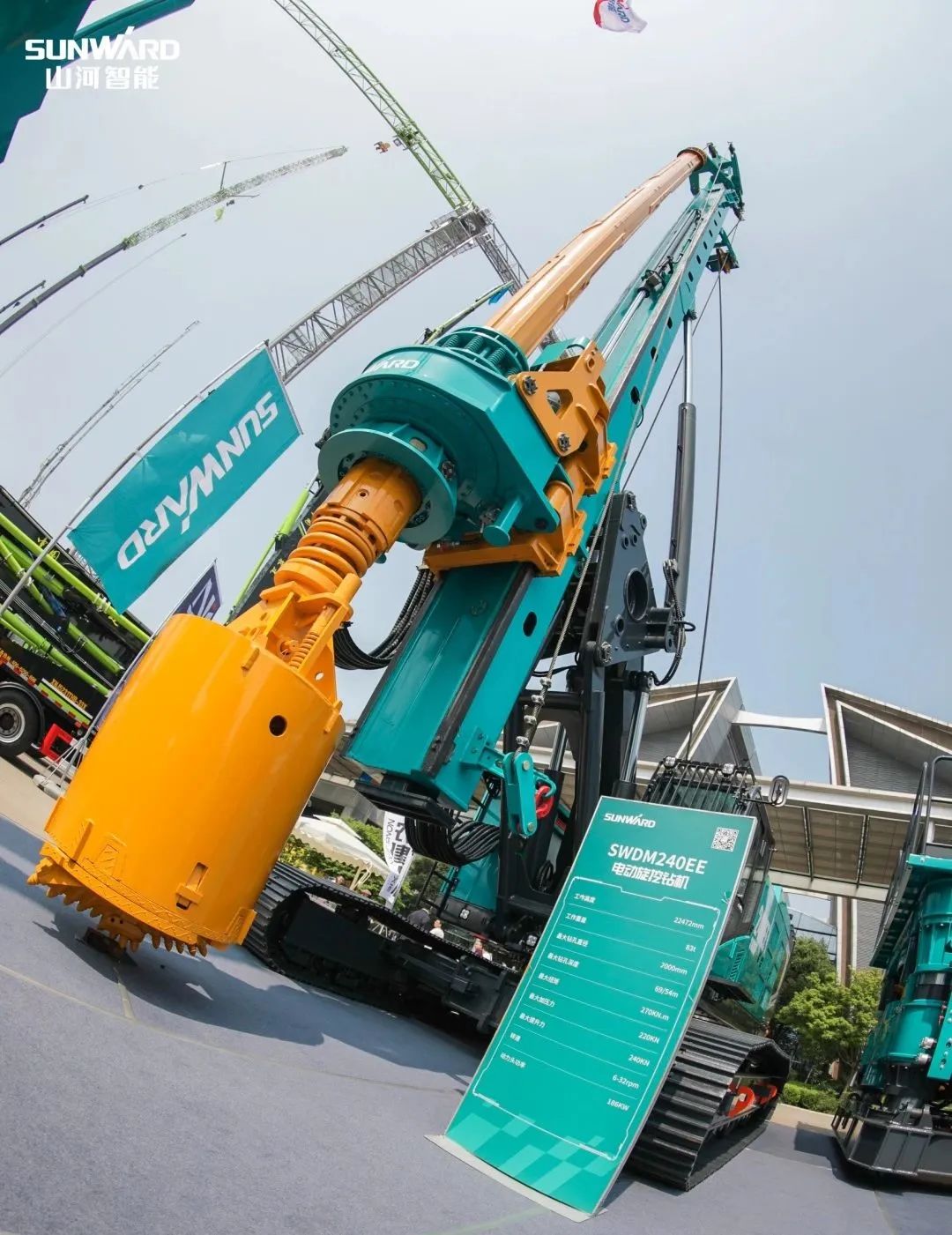“零故障”“低能耗”！！鸿运国际智能增程式电动旋挖钻机惊艳首秀