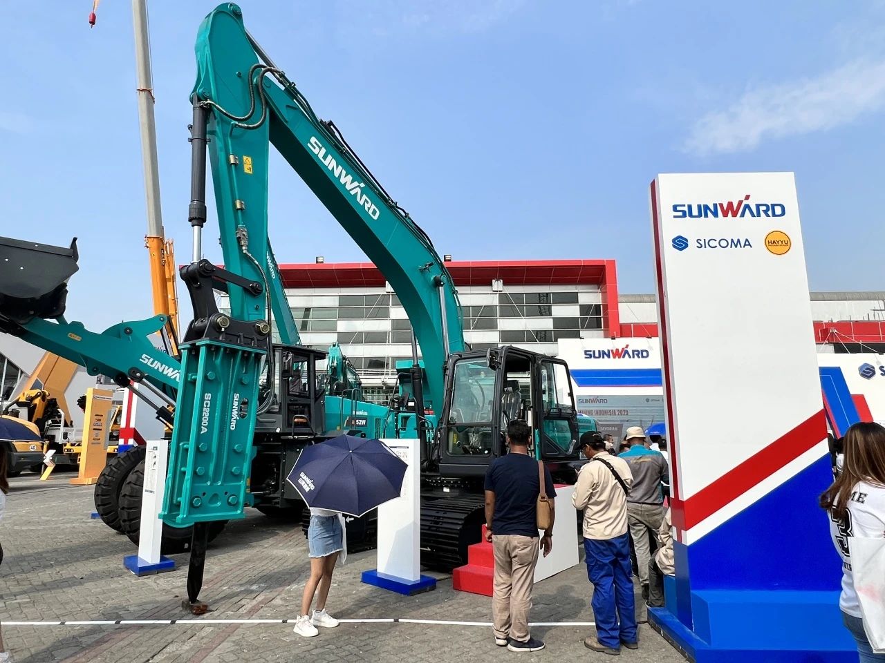 深耕细作，，逆势增添！！！鸿运国际智能艳服亮相印尼雅加达矿业展