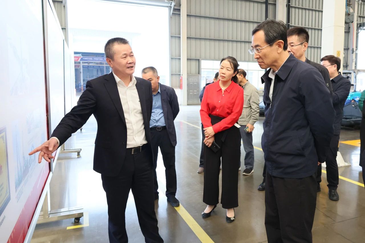 北京市政协副主席林抚生调研鸿运国际智能