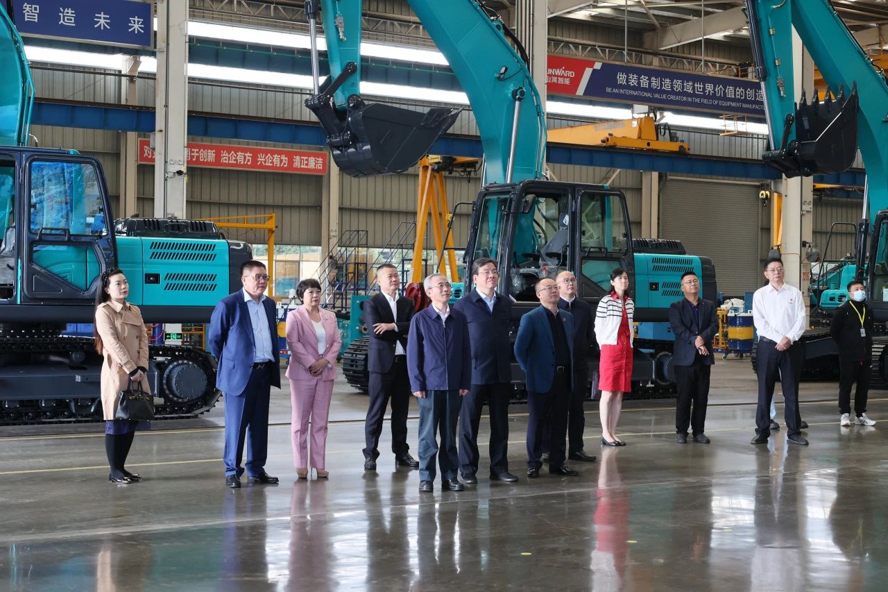 天下工商联副主席寿子琪调研鸿运国际智能