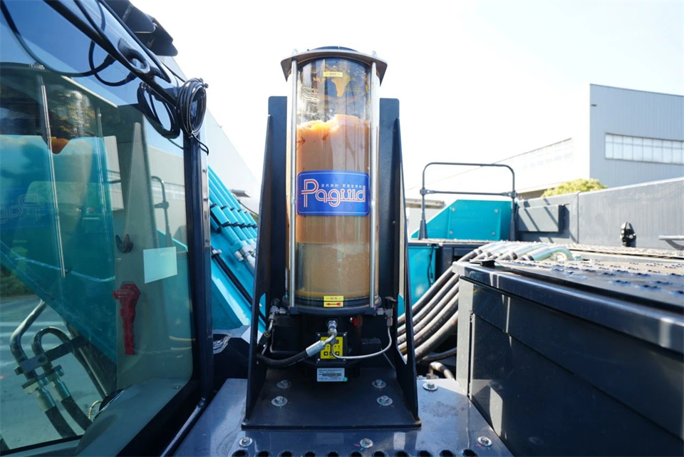 定制开发、功效更强！鸿运国际智能SWE750ELR加长臂液压挖掘机下线交付