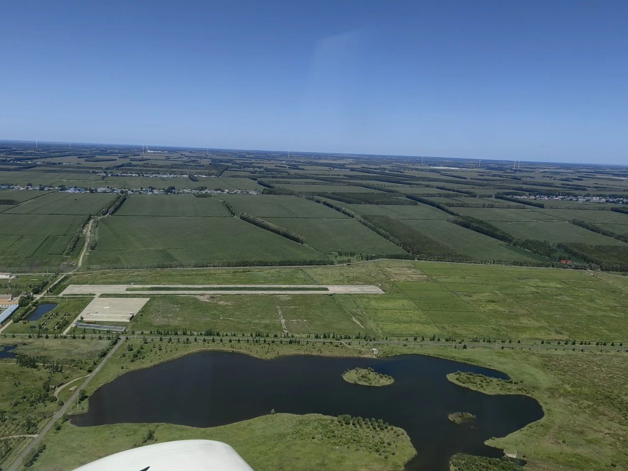 二十载磨砺，，，“阿若拉”飞机累计航行时间突破11万小时！！！