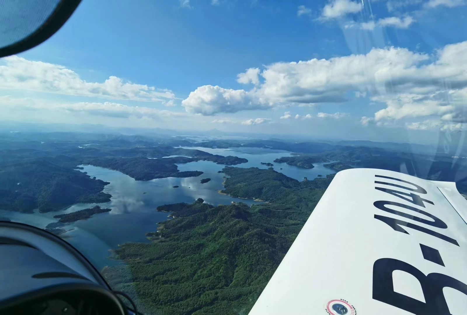 二十载磨砺，，，“阿若拉”飞机累计航行时间突破11万小时！！！