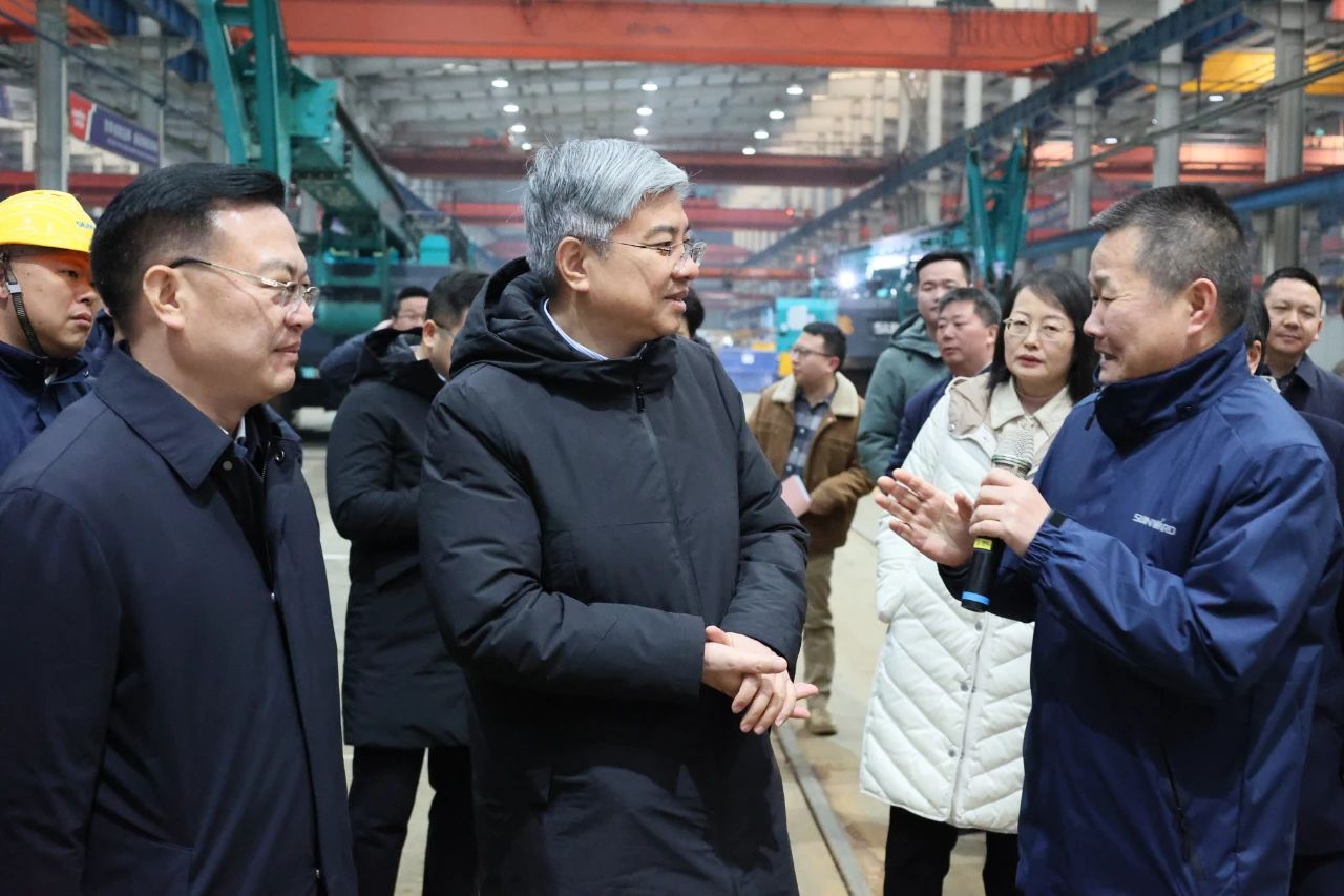 商务部部长助理唐文弘调研鸿运国际智能