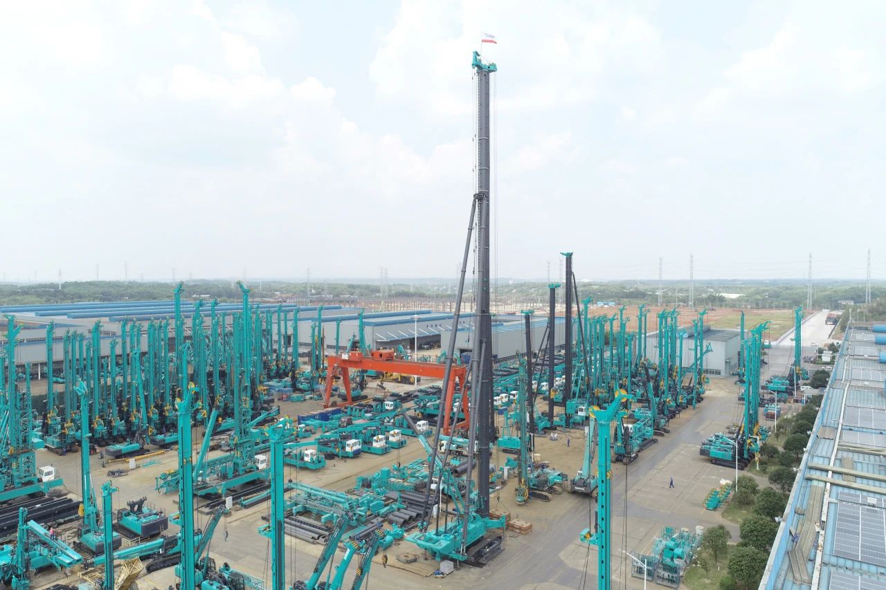 单冠三连！！！鸿运国际智能再获国家制造业单项冠军