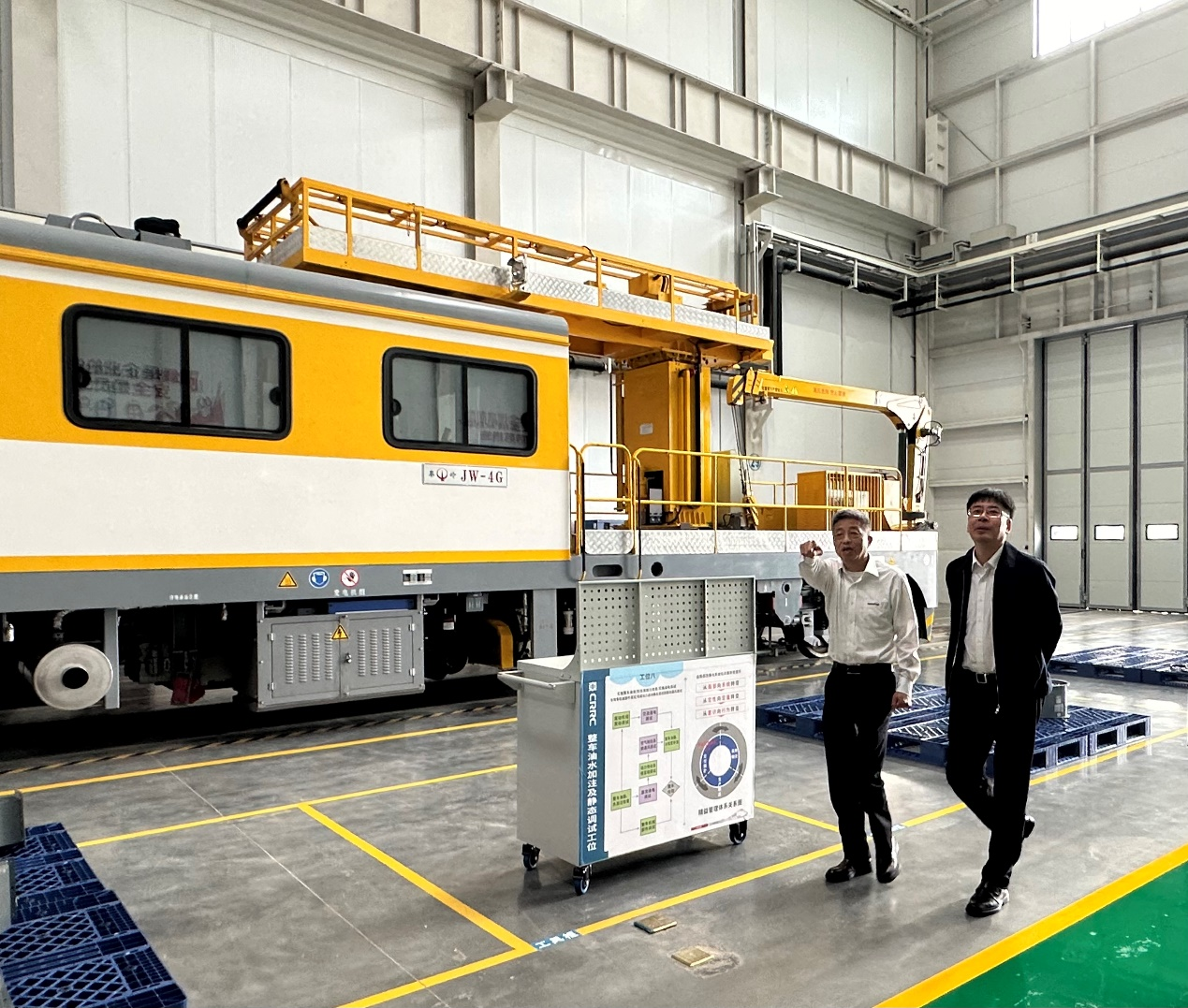 CPH-30J道岔铺换机组全球宣布！！鸿运国际智能与宝鸡中车时代共绘铁路装备新篇章！！