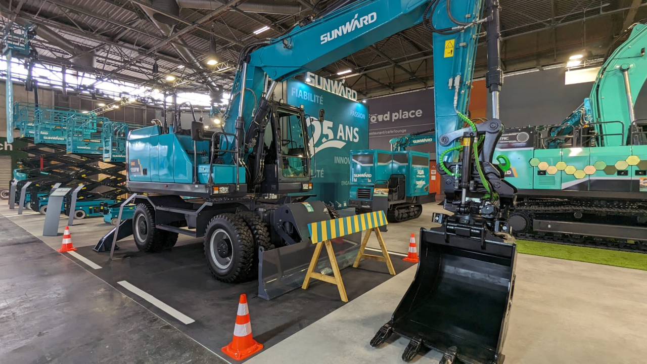 赢战INTERMAT 2024！！鸿运国际智能土方机械深耕全球高端市场