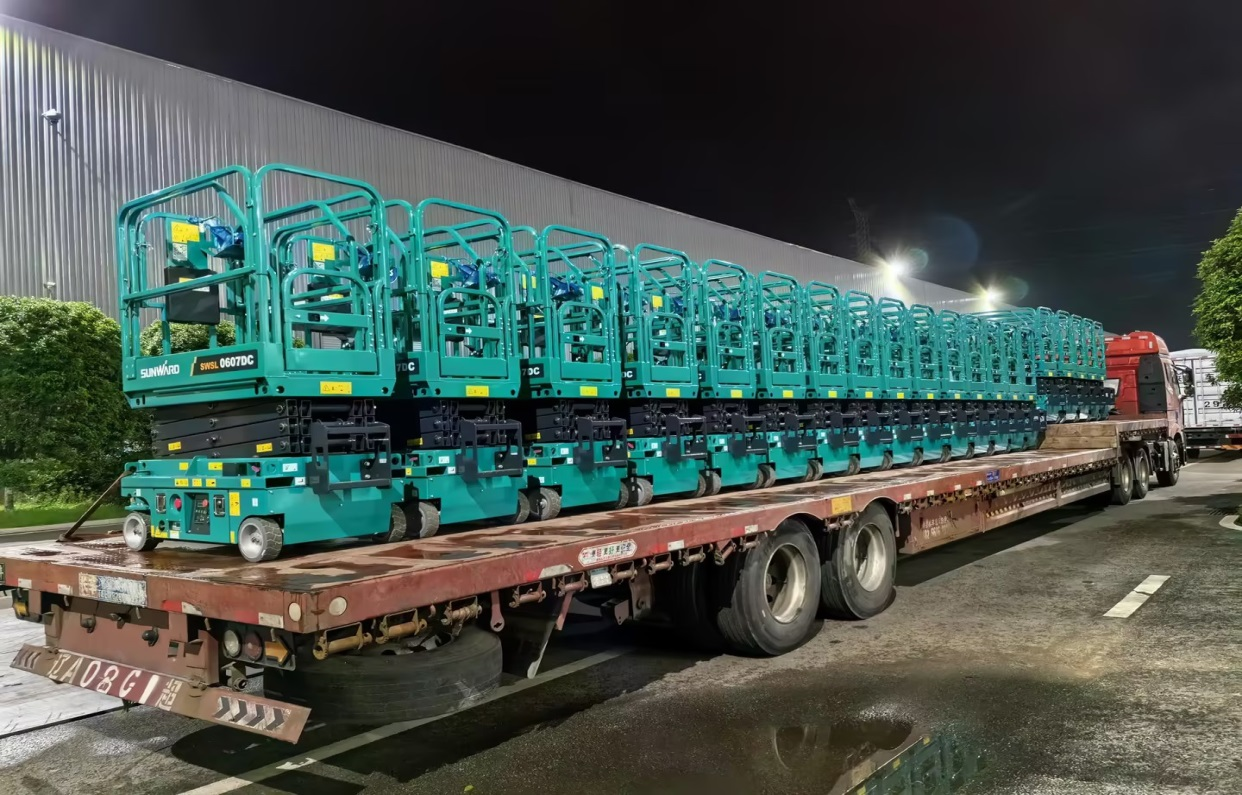 高空机械单日发货立异高！单月外洋发货破纪录！