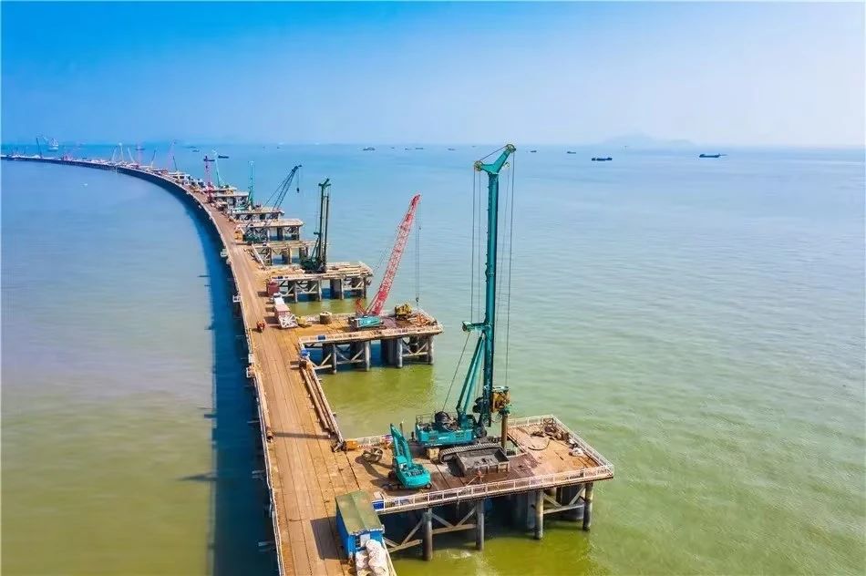 深中通道完工验收！鸿运国际智能大力助建，，，天下级工程彰显中国实力与智慧！