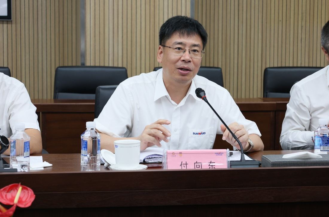 鸿运国际智能与易普力签署框架相助协议