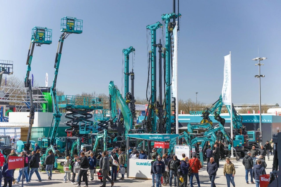 Bauma 2025 | 聚焦2025德国宝马展，，探索鸿运国际智能的立异装备与可持续解决方案