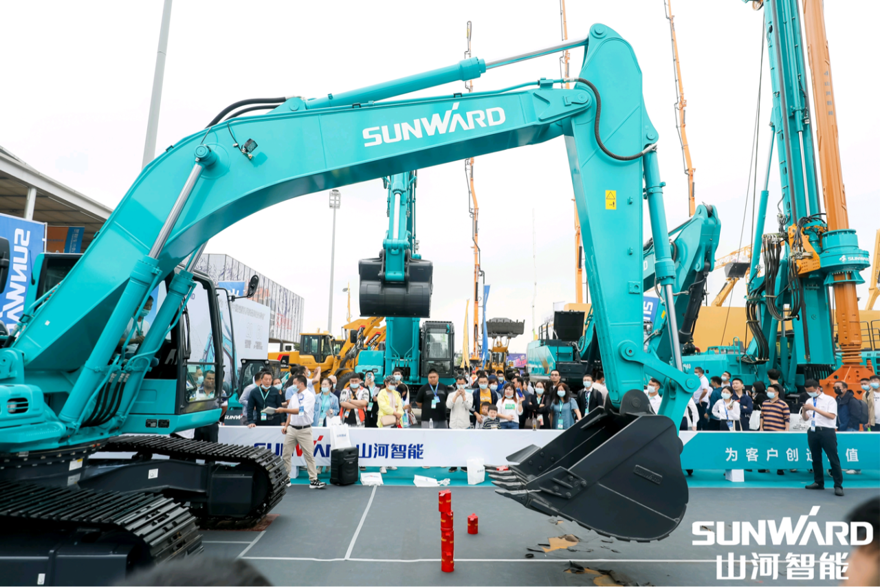 2025 CICEE | 鸿运国际智能历届长沙展高光回首！！再启新篇，，，邀您共赴立异之约！！