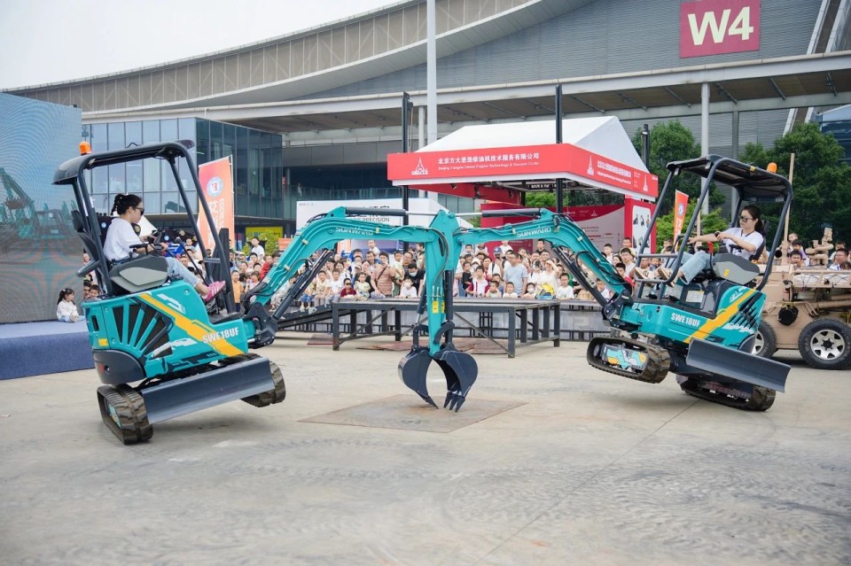 2025 CICEE | 圆满收官！鸿运国际智能展区亮点精彩回首