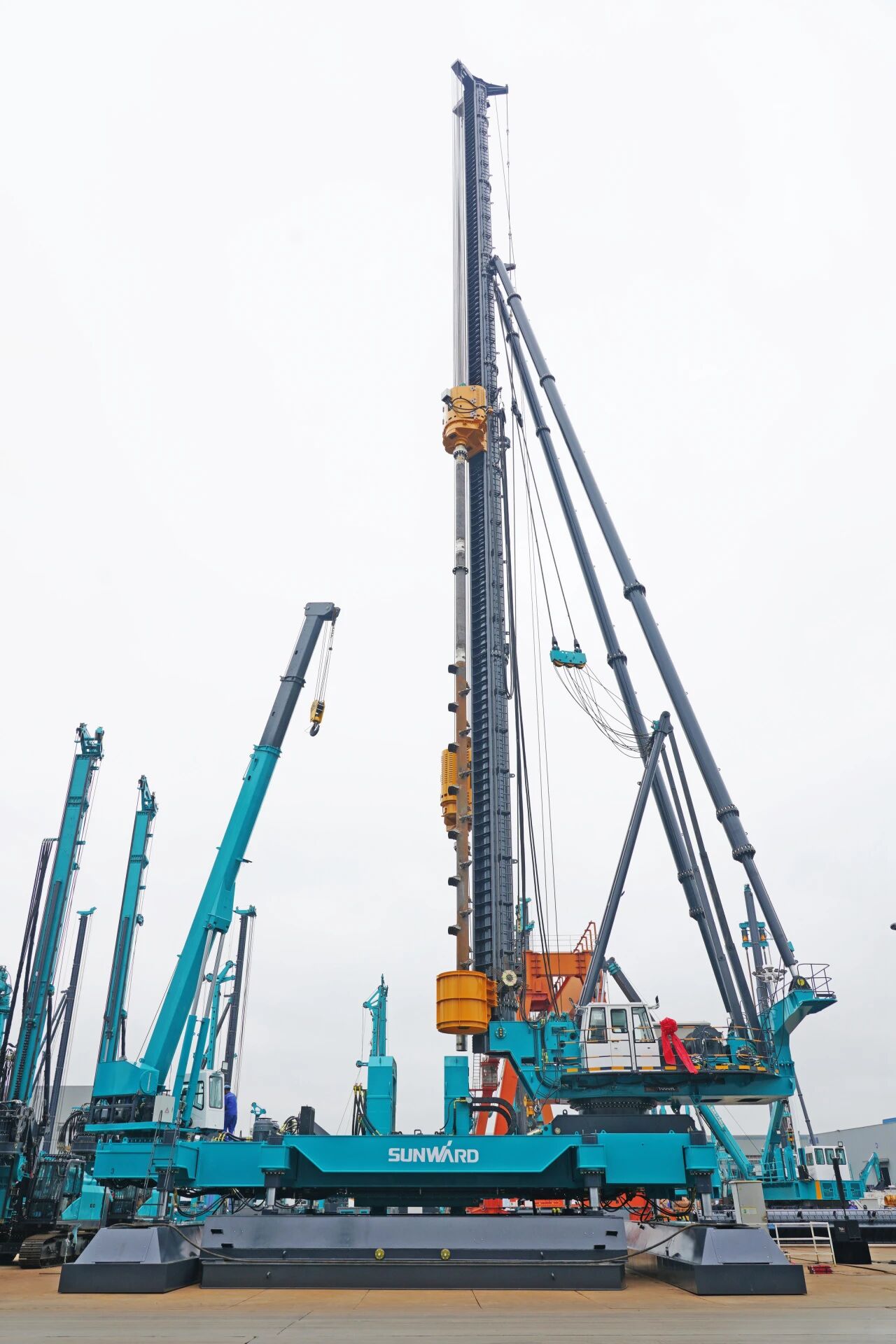 破局深基施工！！鸿运国际智能搅拌中掘植桩一体机重磅交付